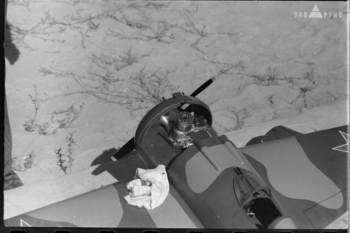 Модель-копия истребителя И-16