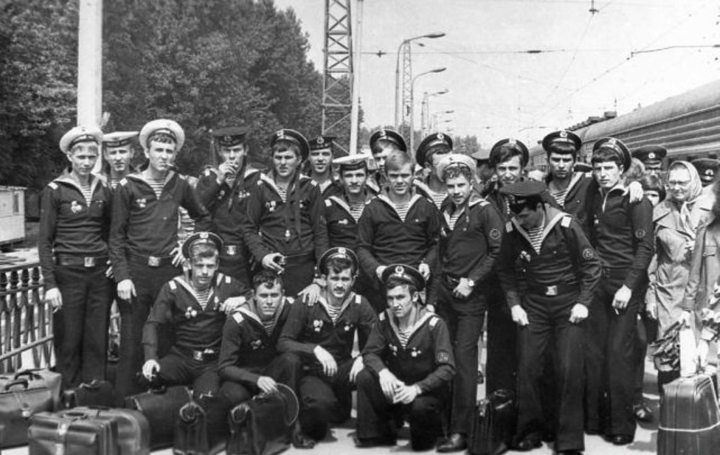 Уволенные в запас...