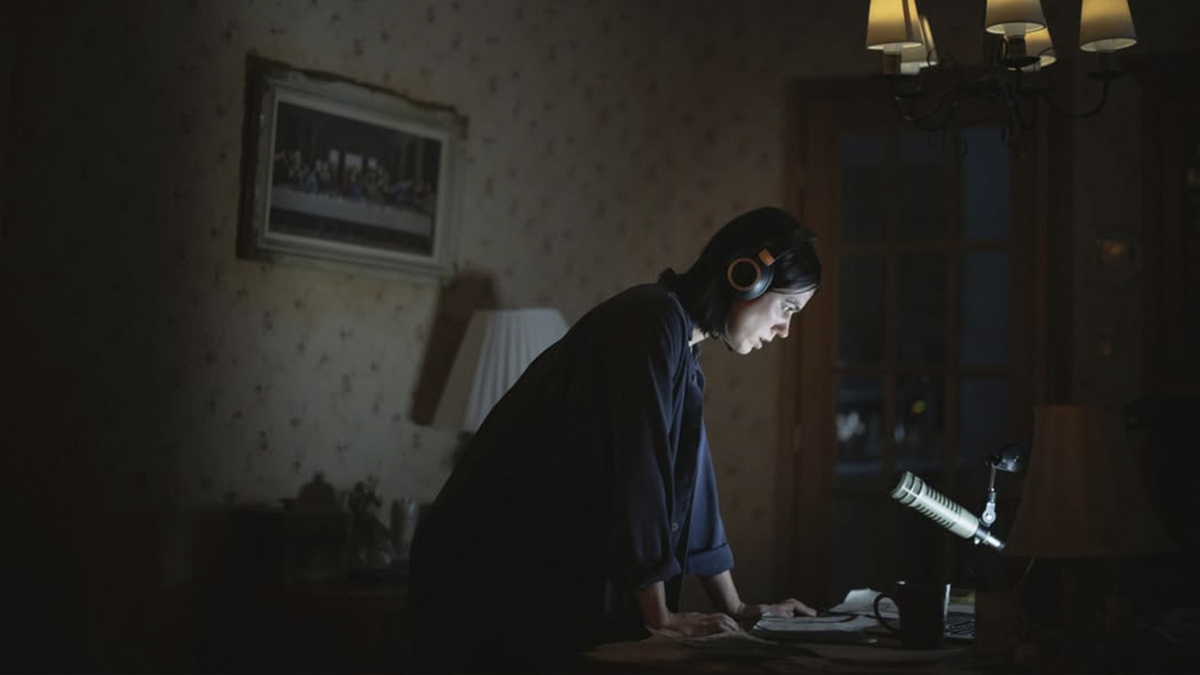 Кадр из фильма "Полутон"