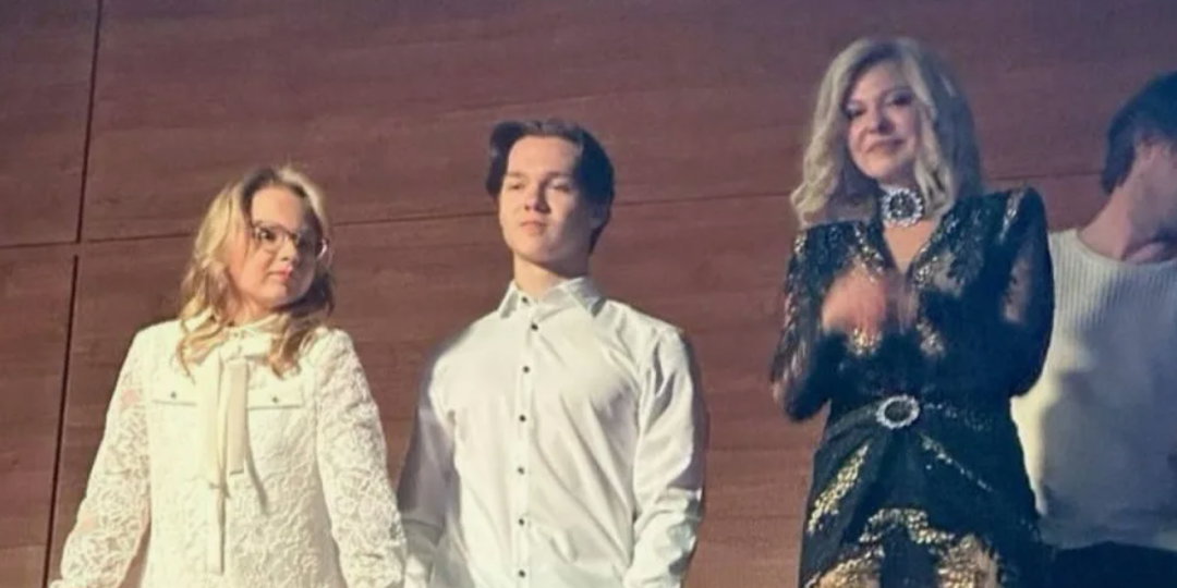 «Слухи подтвердились!»: жена Шатунова тайно вышла замуж за того, кто всегда был с «Ласковым маем». Почему фанаты в ярости от этого выбора?