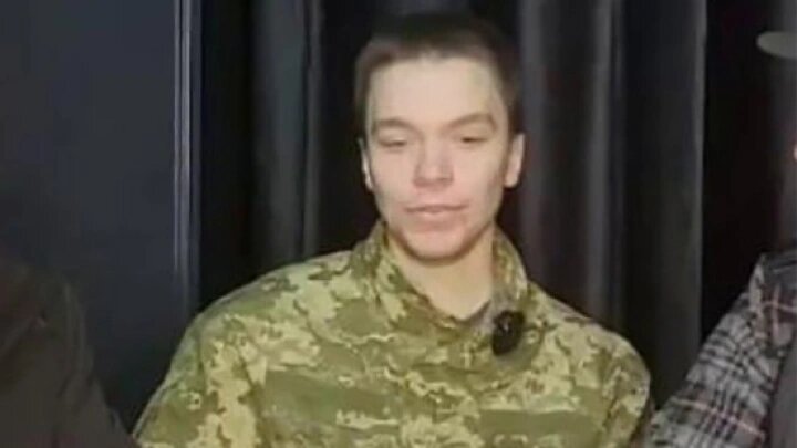 19-летний предатель за три месяца убил 150 сослуживцев: жена пропавшего бойца требует наказать командиров