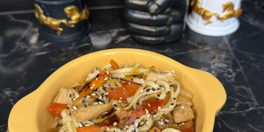 Лапша удон с курицей