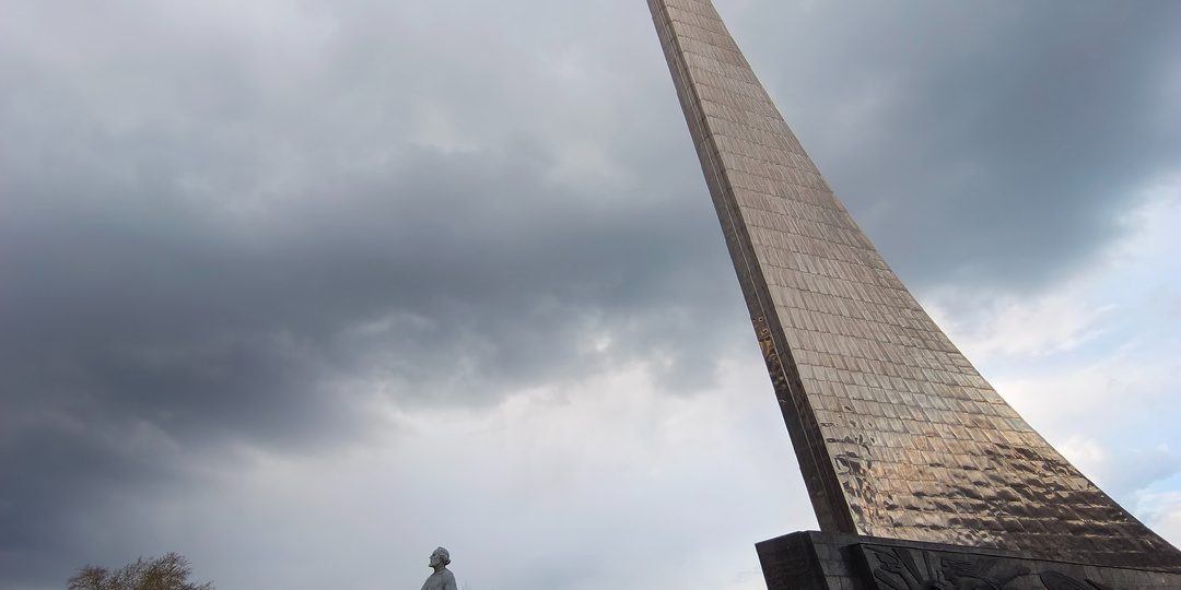 Космический пятачок Москвы: что можно увидеть выйдя из метро "ВДНХ"?