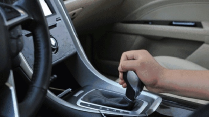 Толчки могут быть связаны с износом фрикционных пакетов. Фото: xado-express.ru