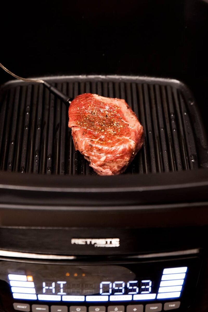 Приготовление мяса в аэрогриле Грандшеф с помощью термощупа