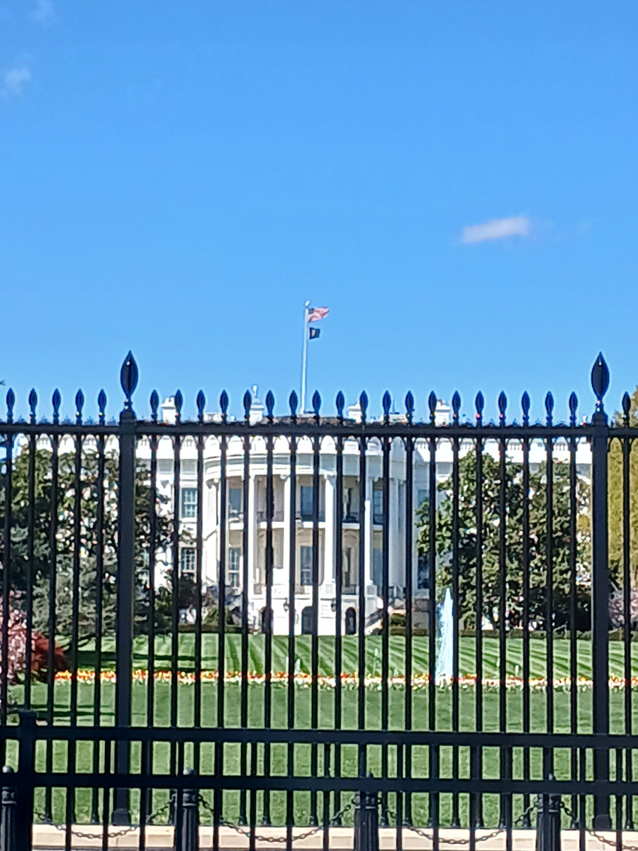 Это с одной стороны 