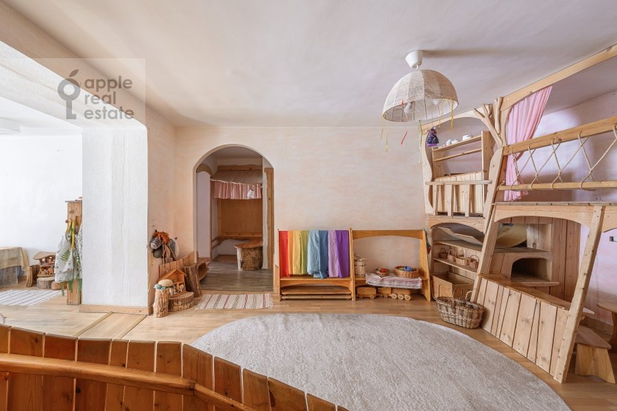 Фото из архива Эппл Рил Эстейт