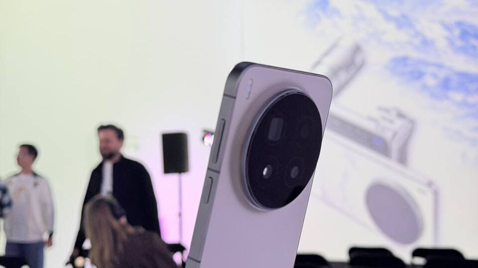 Сходили на презентацию vivo X300 Ultra — один из самых сильных камерофонов 2026