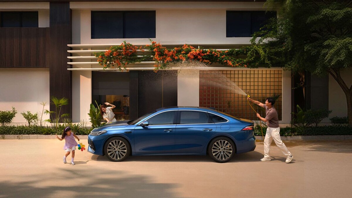    Geely Galaxy A7 EM. Фото Geely