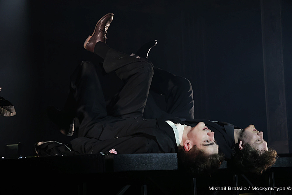 Мышкин - Артемий Серёгин, Рогожин - Максим Чиков
