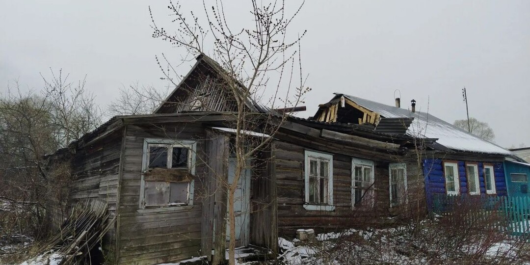 Прокуратура требует ограничить доступ в аварийный дом в Камешковском районе Владимирской области