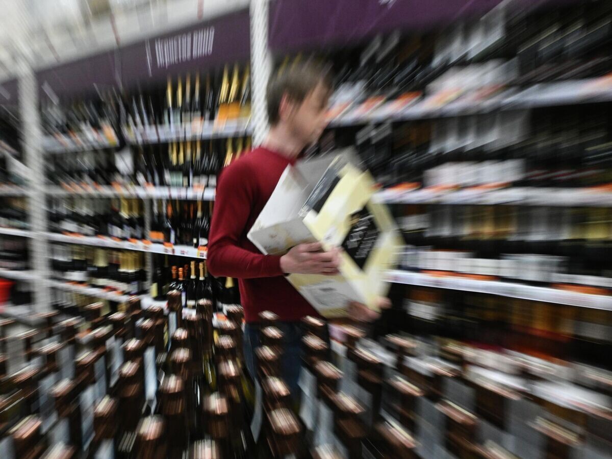    Продажа алкоголя в московском супермаркете | © РИА Новости / Кирилл Каллиников