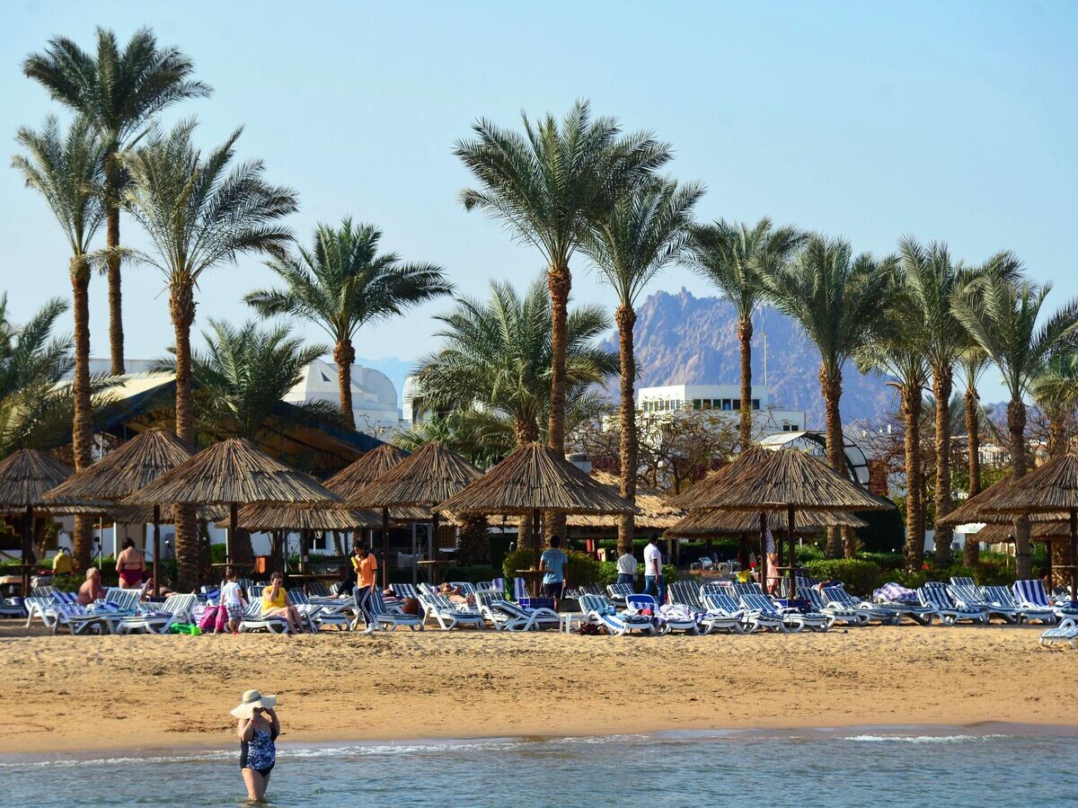    Отдыхающие на пляже в Шарм-эш-Шейхе | © РИА Новости / Алексей Витвицкий