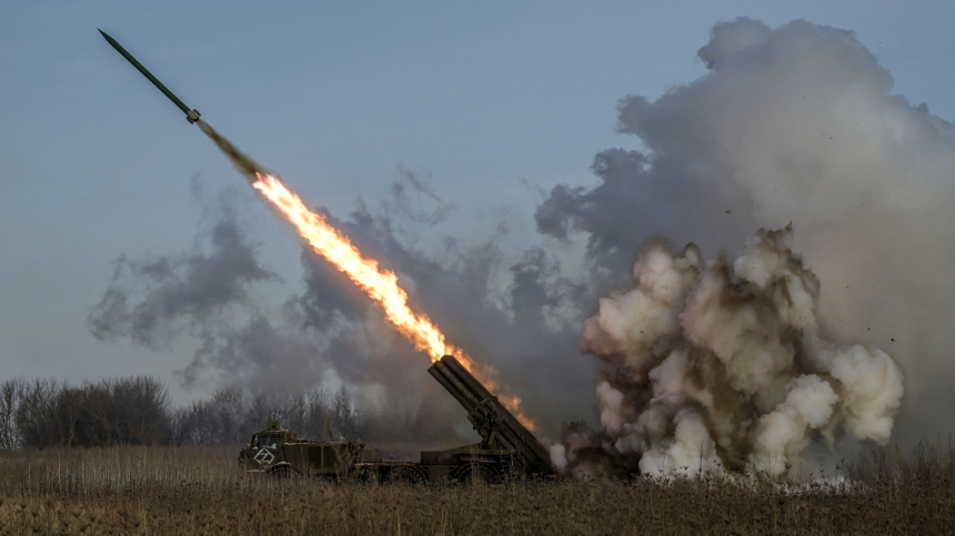    Фото: © РИА Новости/Евгений Биятов; Минобороны РФ; 5-tv.ru