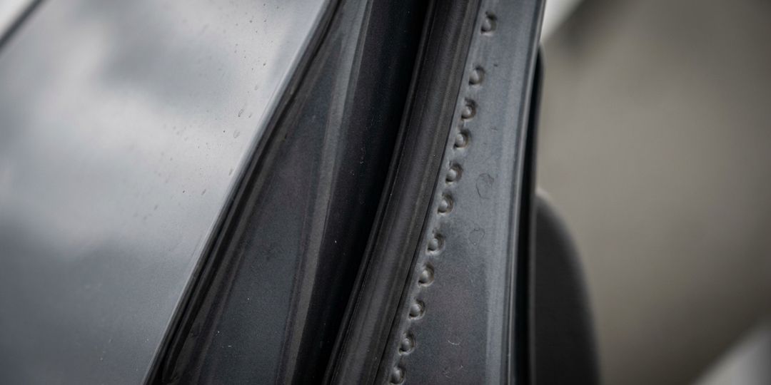 Заводские точки сварки на кузове: как отличить честный авто от восстановленного в 2026