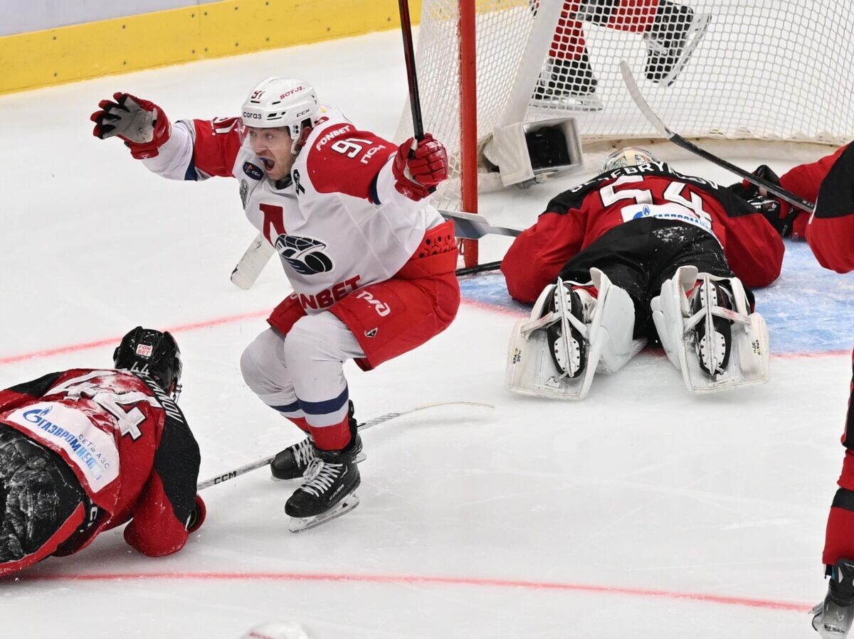    Эпизод матча "Авангард" - "Локомотив" | © РИА Новости / Алексей Мальгавко