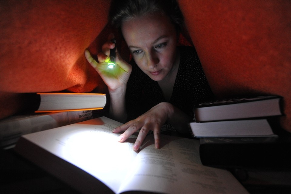    Отключения света затронут сотни людей. Олег РУКАВИЦЫН