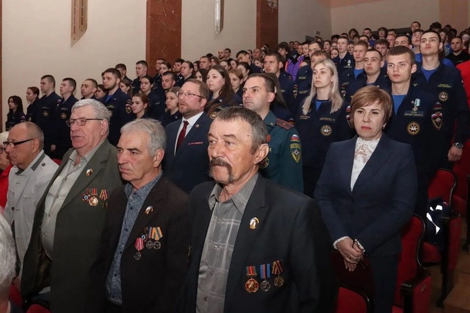    В Луганске чествовали героев, остановивших чернобыльскую радиационную угрозу. ФОТО: АГ ЛНР