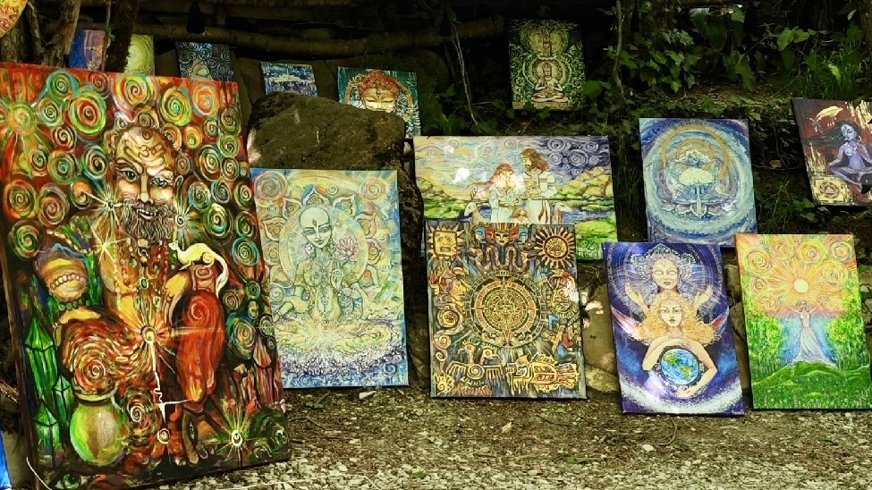 Местные художники 