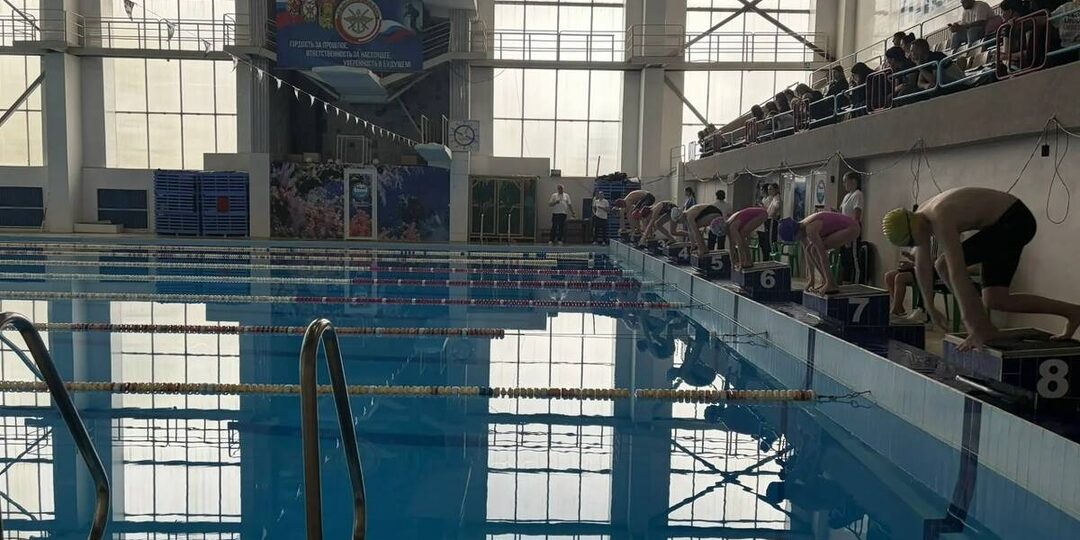 В Брянске на чемпионате города по плаванию обновили рекорд области