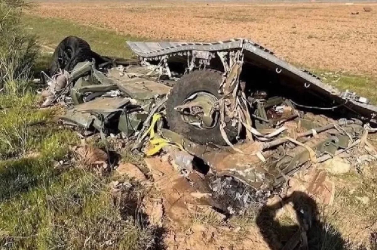    Испанские военные уронили с высоты 300 метров внедорожник за €600 тысяч