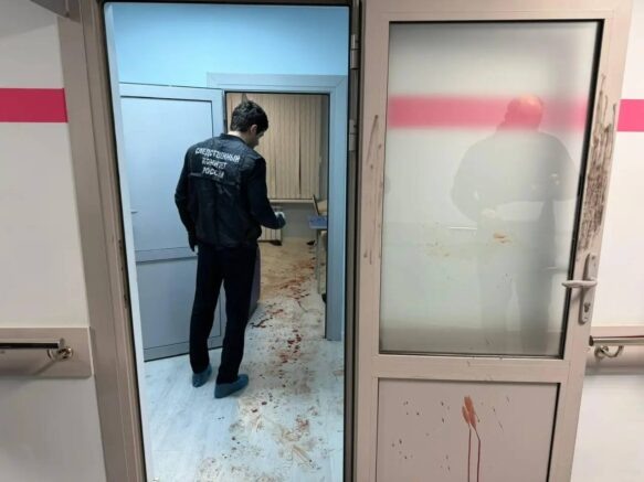 Вооруженный ножом мужчина напал на врачей в больнице Дагестана, пострадали медики