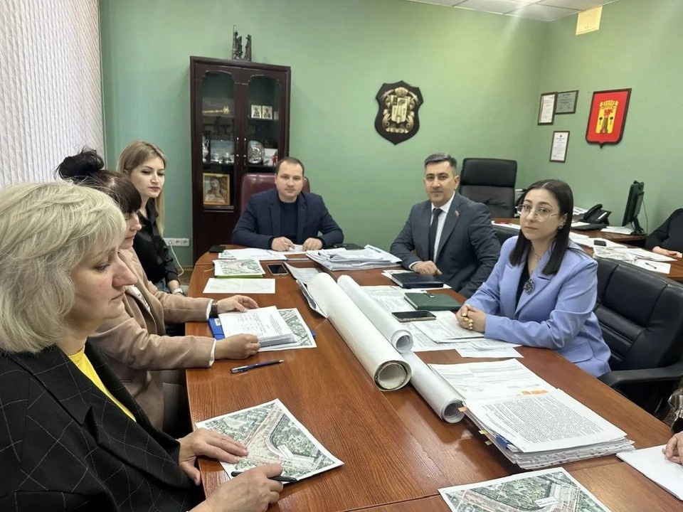    Сквер на городке ОР в Луганске получил официальное имя. ФОТО: Администрация Луганска