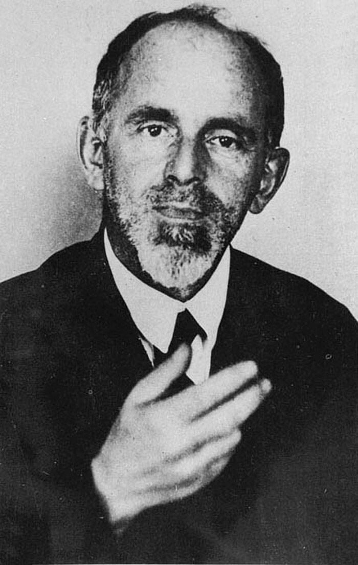 Осип Мандельштам. 1934 год. 