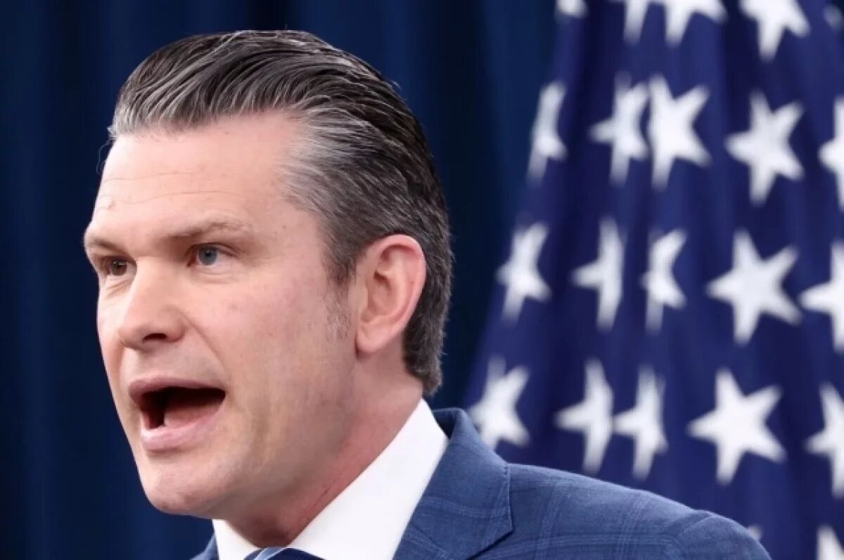    Ученый Юссеф объяснил, зачем Хегсет уволил 34 военачальников США