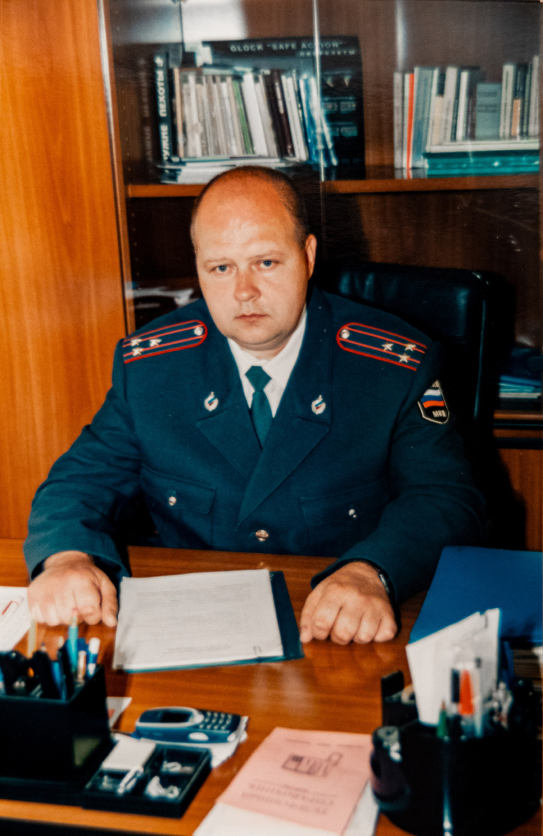 Заместитель начальника Саратовского юридического института МВД по подготовке экспертов-криминалистов. Полковник милиции