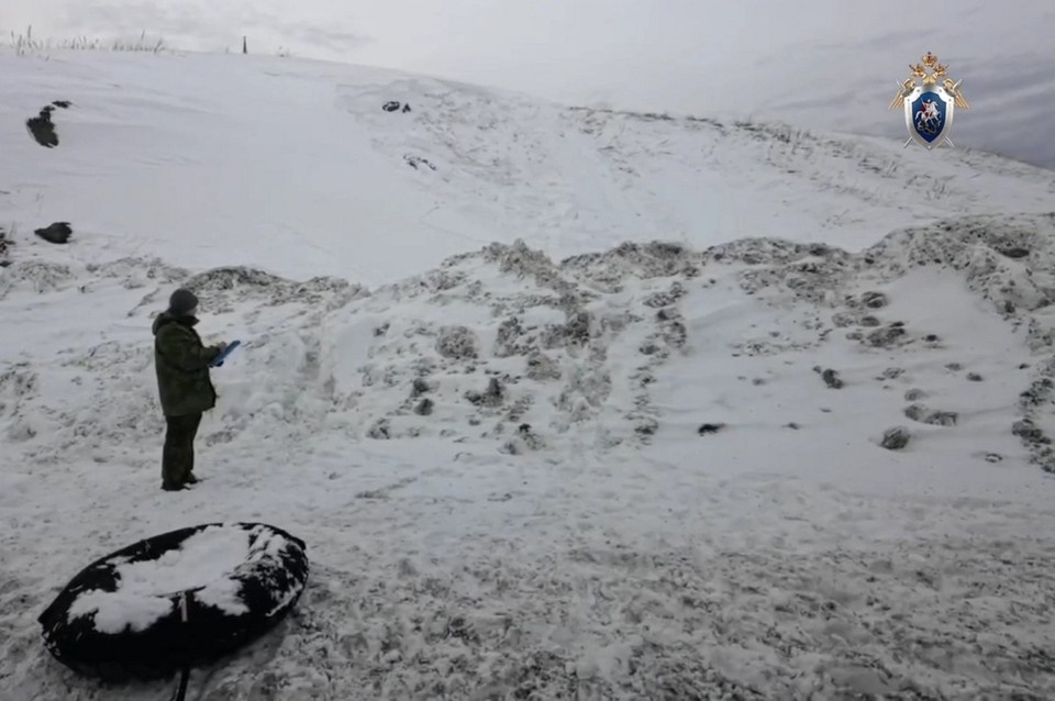    Дети отправились кататься на тюбинге, но попали под лавину и задохнулись. Фото: СУ СКР по Свердловской области