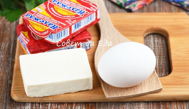 Из плавленых сырков и куриного яйца готовлю быстрый завтрак (по вкусу, как нежные сырники)