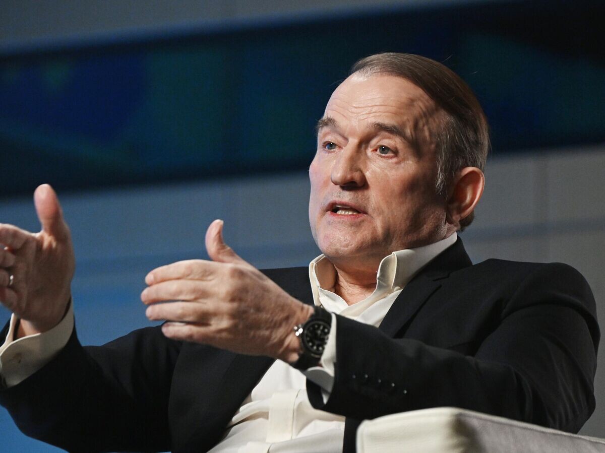    Оппозиционный украинский политик, председатель совета движения "Другая Украина" Виктор Медведчук дает интервью агентству РИА Новости© РИА Новости . Кристина Кормилицына