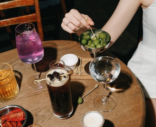 Махи-махи по-лигурийски, «столовская пицца», тако балык экмек: главные гастрономические события недели