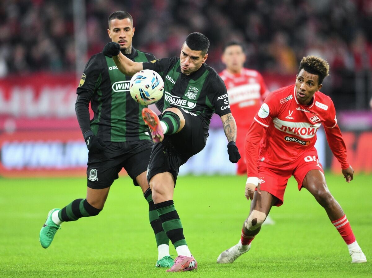    Футбол. РПЛ. "Спартак" (Москва) - "Краснодар" (Краснодар) | © РИА Новости / Владимир Астапкович