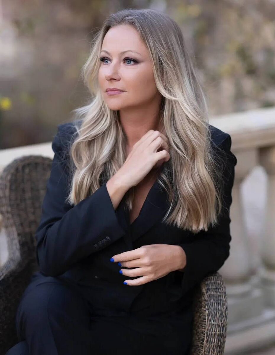    Мария Миронова вновь является свободной девушкойСоцсети Марии Мироновой