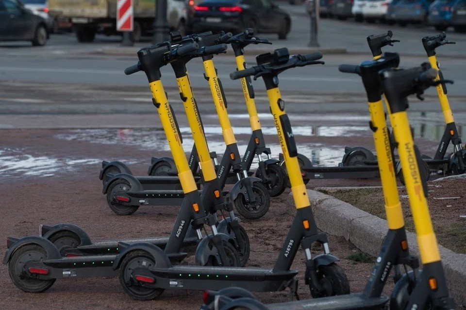    В Новосибирской области поддержали идею ограничить доступ детей к электросамокатам. Юлия ПЫХАЛОВА