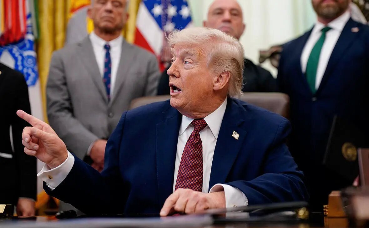    Источник: Дональд Трамп Фото: Nathan Howard / Reuters. rbc.ru Марина Латышева