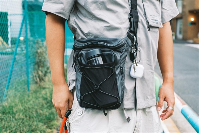 Snow Peak показала ALK Shoulder Bag с фиксацией на поясе и продуманной организацией