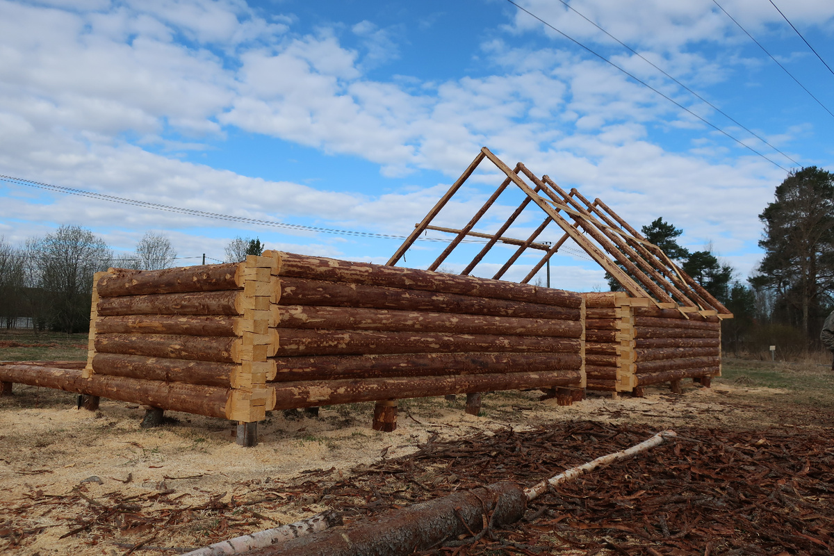 такой был сруб для нашей бани...