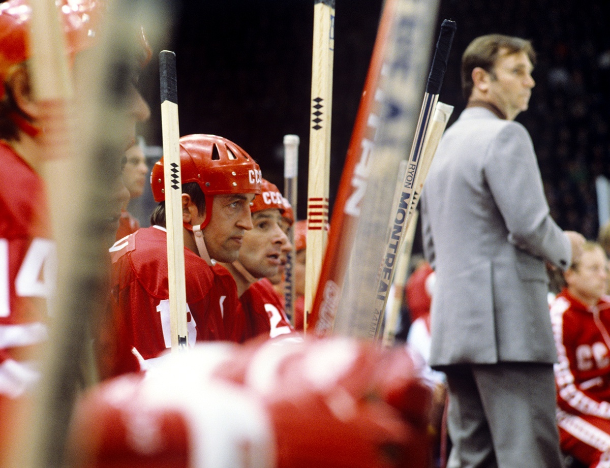    Легендарный старший тренер сборной команды СССР по хоккею Виктор Тихонов / Фото: Юрий Сомов / РИА Новости