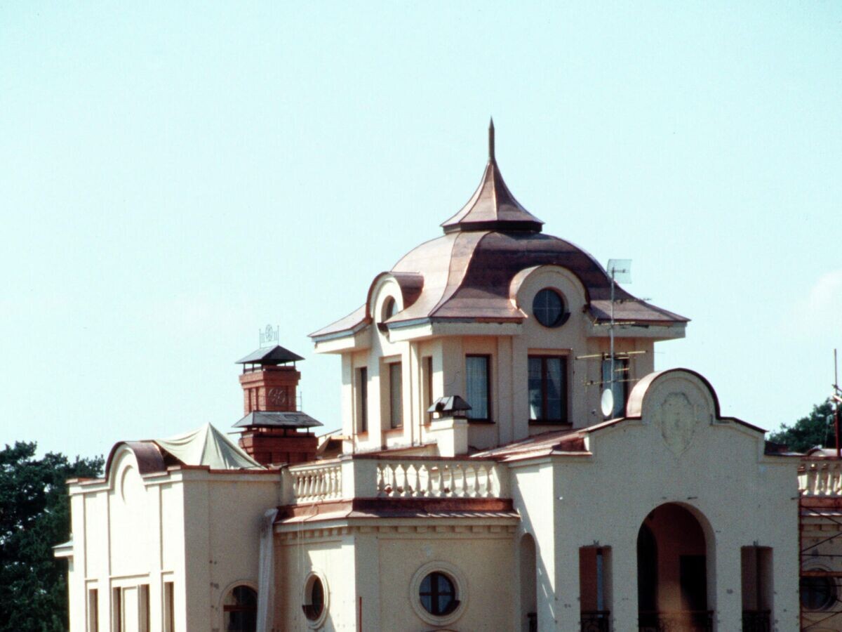    Особняки в элитном поселке в Подмосковье© РИА Новости . Щербаков