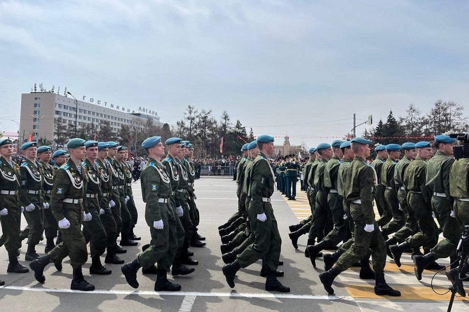    Парадные расчеты пройдут по площади графа Сперанского Елена СИНИЦА