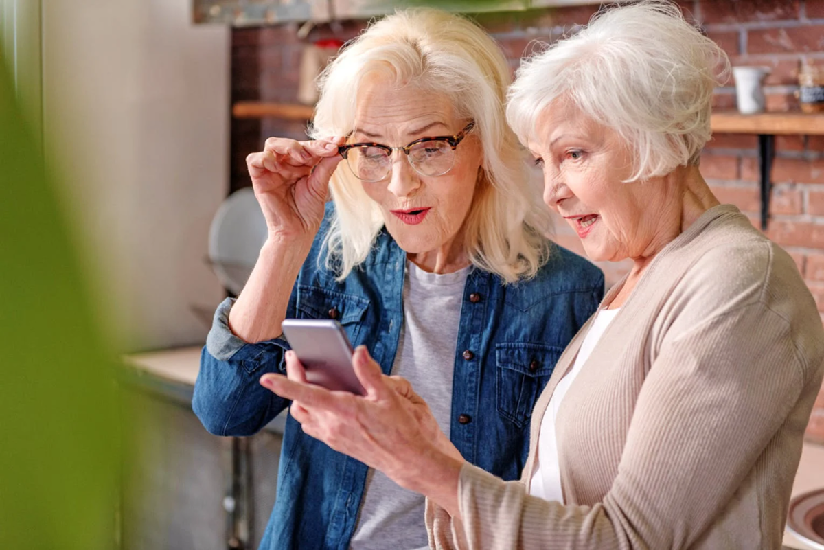 Как «Сбер» оцифровывает пенсионеров