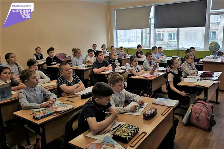 750 учеников вернулись в обновлённую школу № 16 в Заветах Ильича