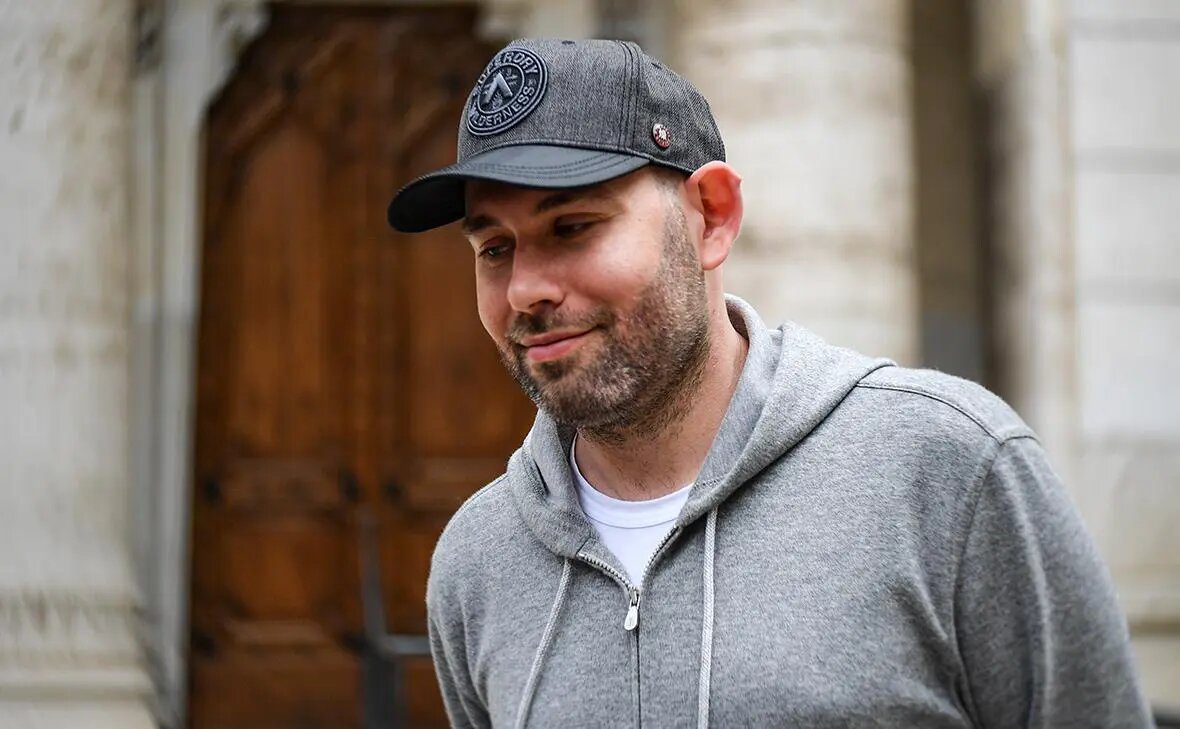    Источник: Семен Слепаков Фото: Владимир Песня / РИА Новости. rbc.ru Виктор Павлов