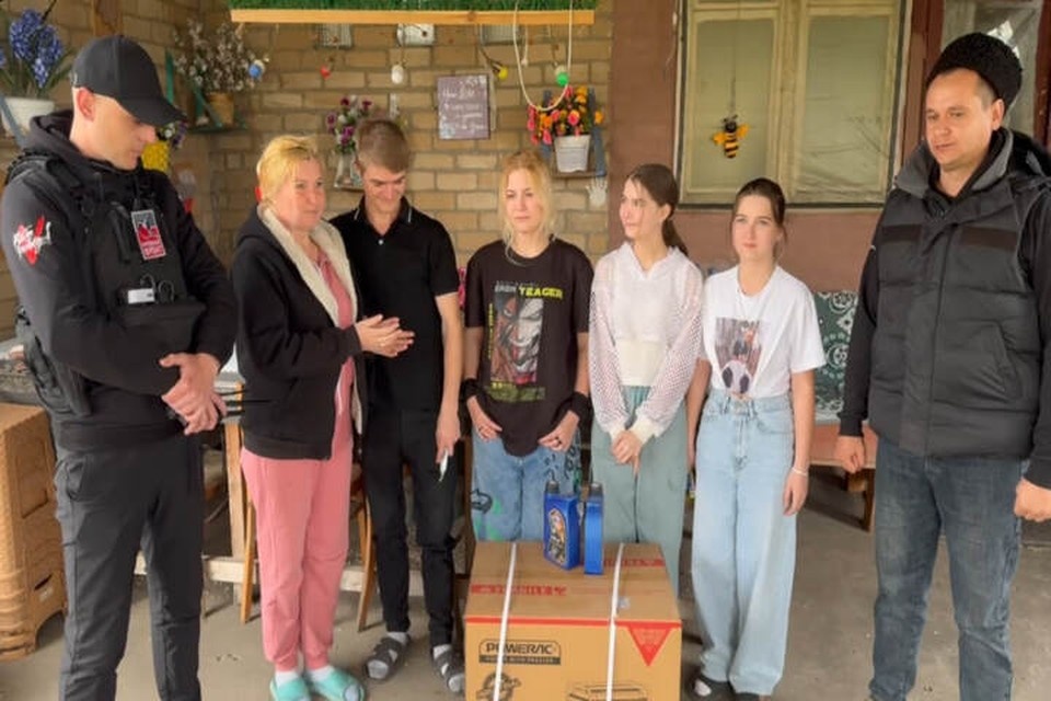    Многодетные семьи в регионе получают генераторы ввиду частых отключений света. Фото: Народный фронт Запорожской области