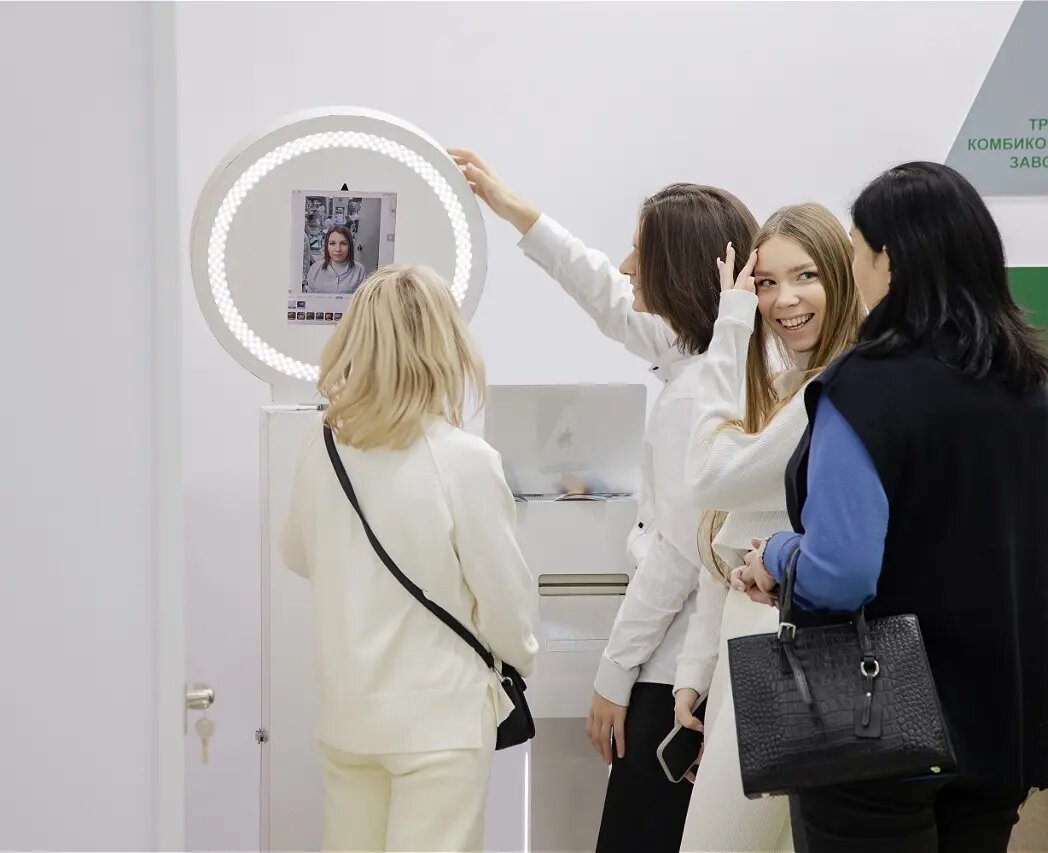 Примеры форматов фотобудок от Divent