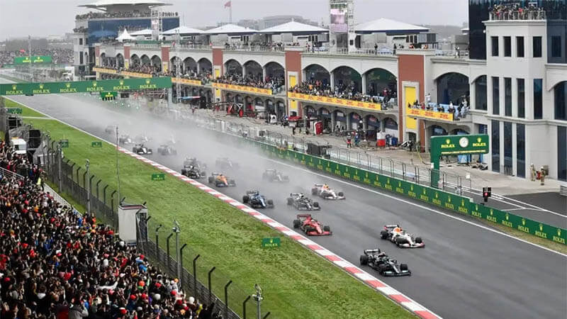 Турция вернется в календарь Формулы-1 в рамках пятилетнего контракта — Reuters