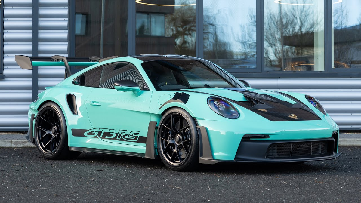 Porsche Mint Green